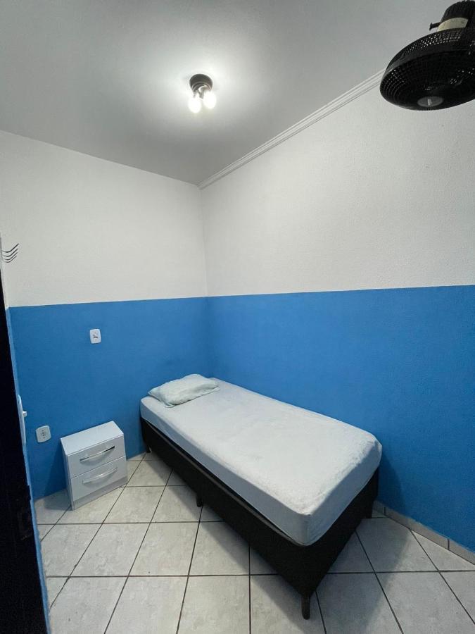 Portaria E Circulacao De Hospedes So Ate 23 Horas - Reabre As 5 Horas - Compartilhado Tompell Hostel Ponta Porã エクステリア 写真